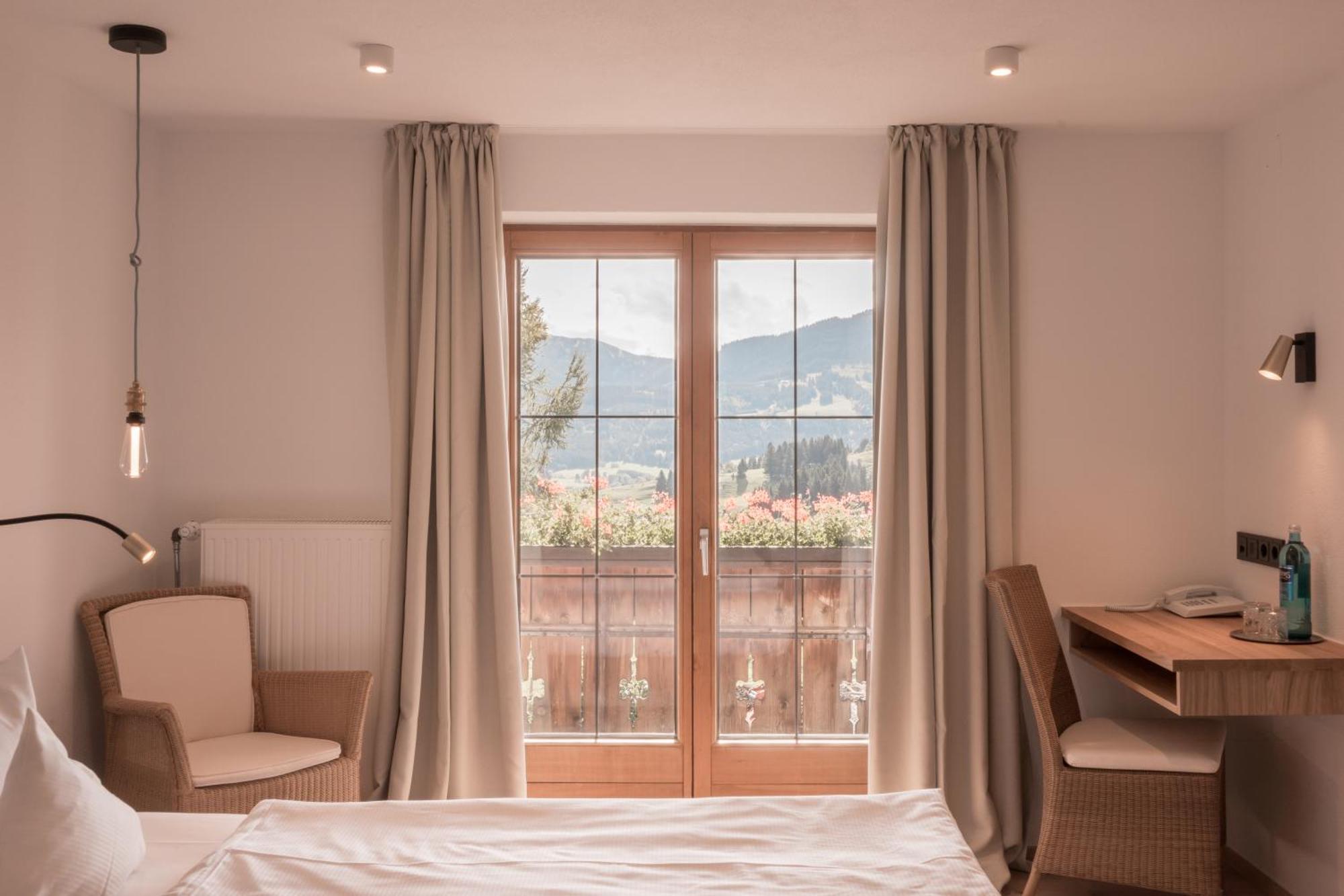 Mittelburg Wellnesshotel Hotel 4*