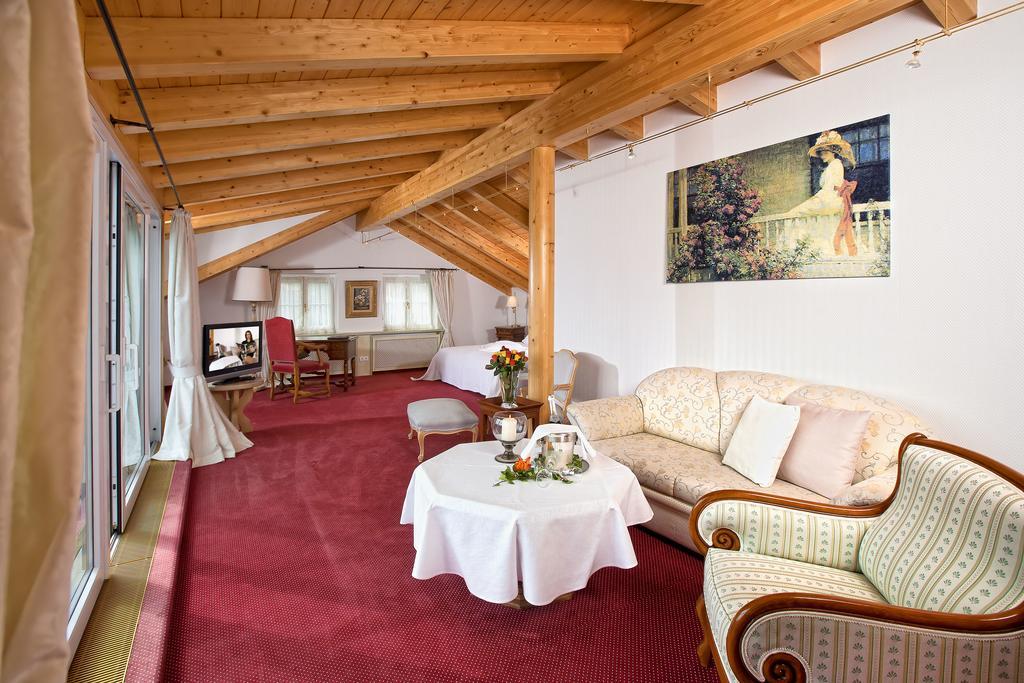 Mittelburg Wellnesshotel Hotel 4*