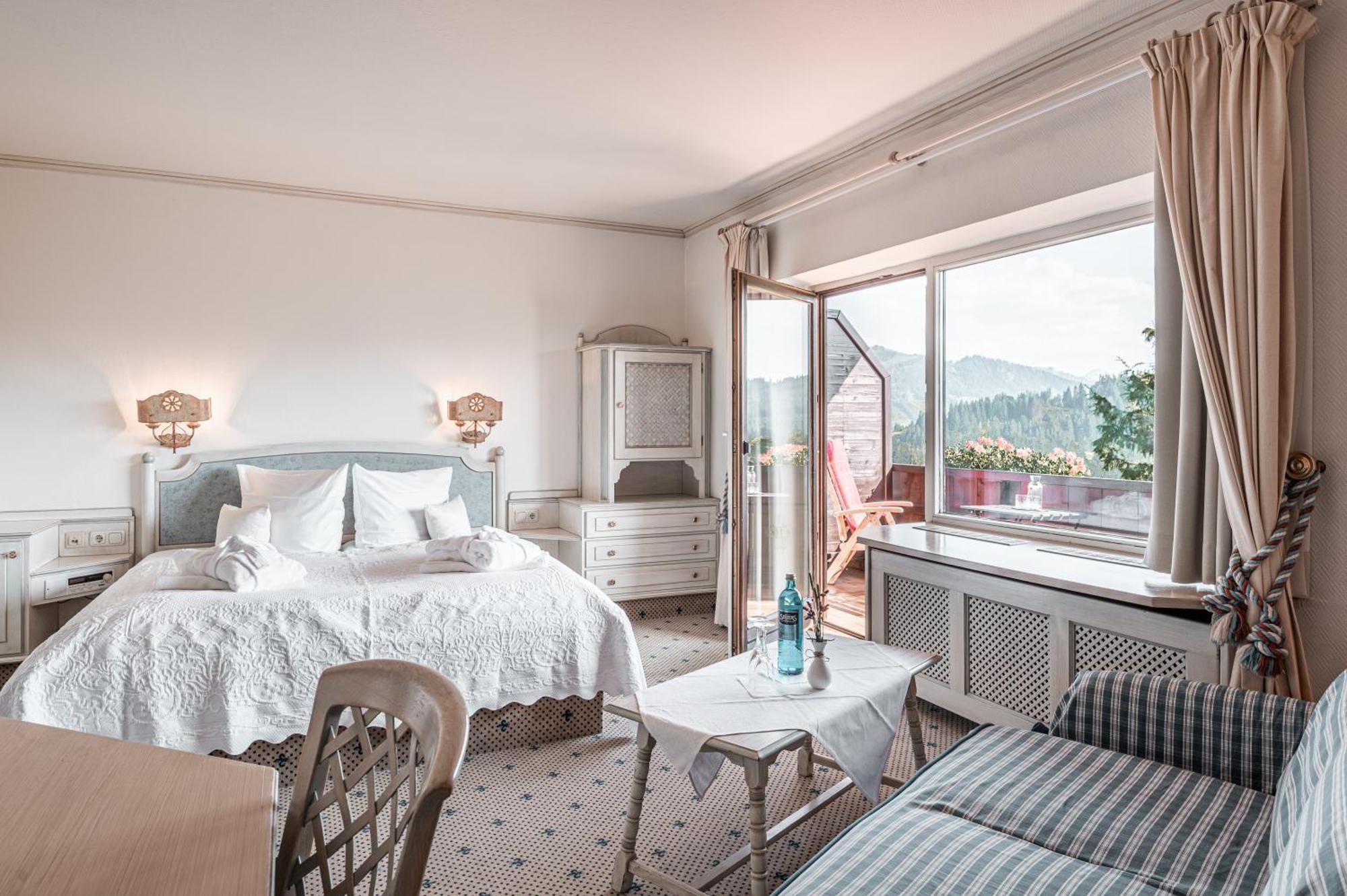 Mittelburg Wellnesshotel 4* Oy-Mittelberg